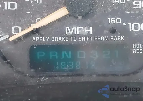 2001 Chevrolet Silverado 1500 z USA, uszkodzony, nr VIN 1GCEC14W71Z292888